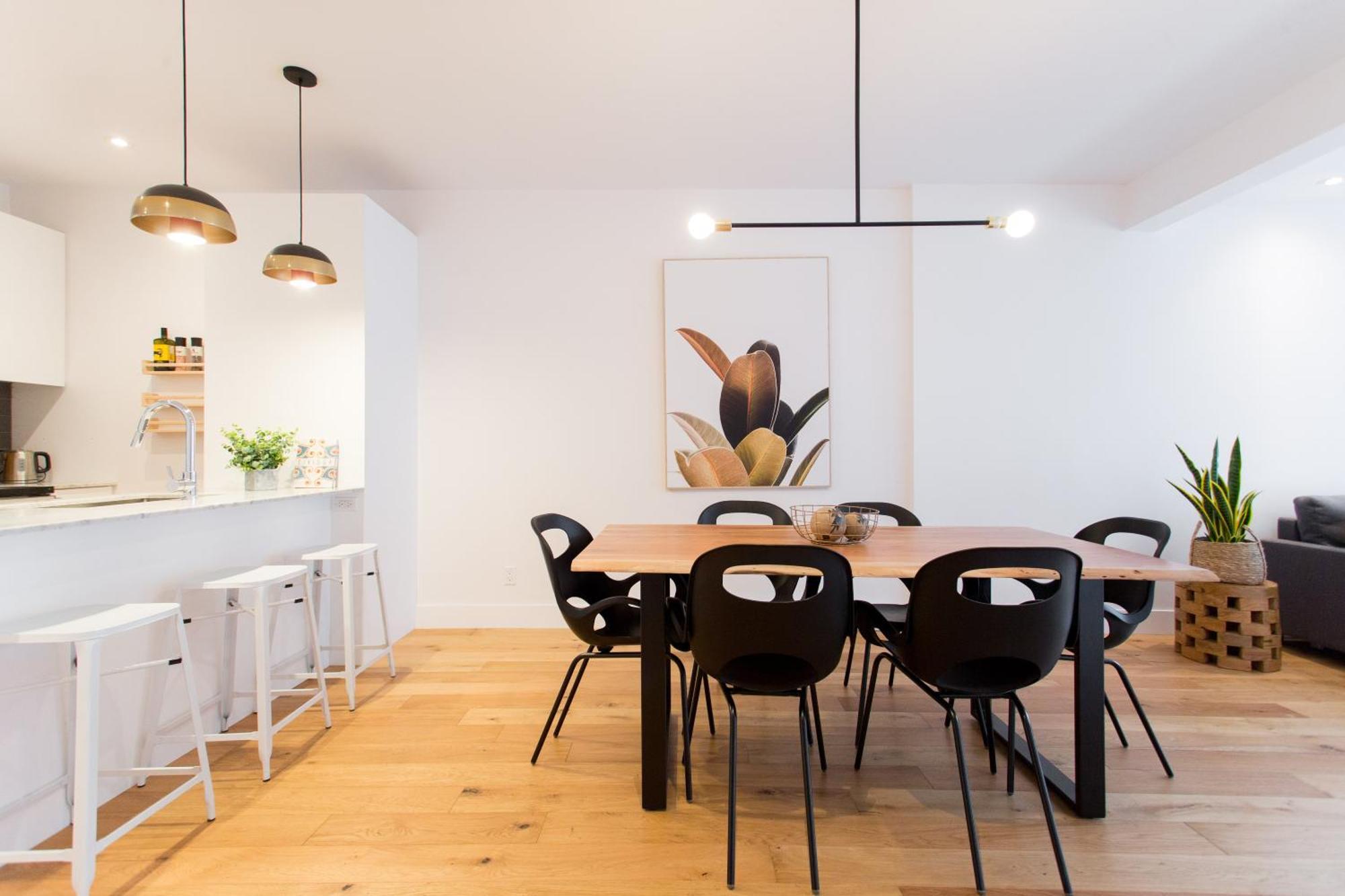 Hip, Stylish Apartment In Little Italy By Den Stays A Montreal Habitación foto