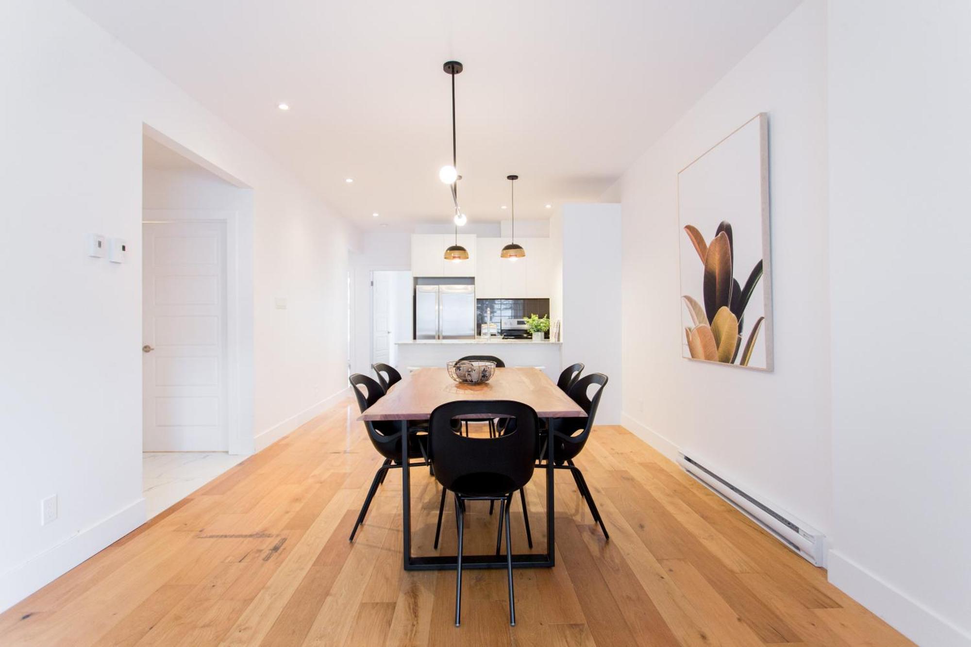 Hip, Stylish Apartment In Little Italy By Den Stays A Montreal Habitación foto
